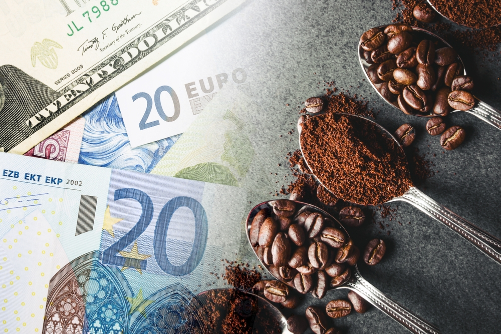 Wonderinterest | Kávová horečka: ceny lámou rekordy, zásoby docházejí a Trump přilévá olej do ohně