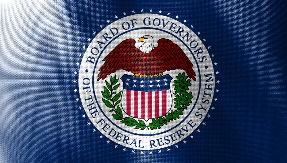 Wonderinterest | Fed přináší jestřábí snížení sazeb: Pokles úroků s jasným varováním!