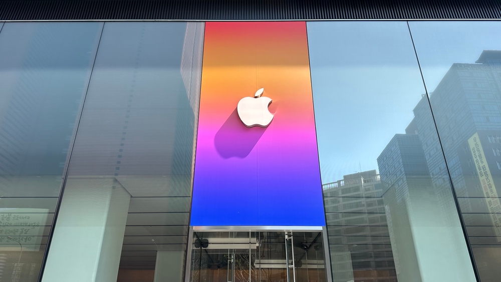 Shutterstock 2283567981